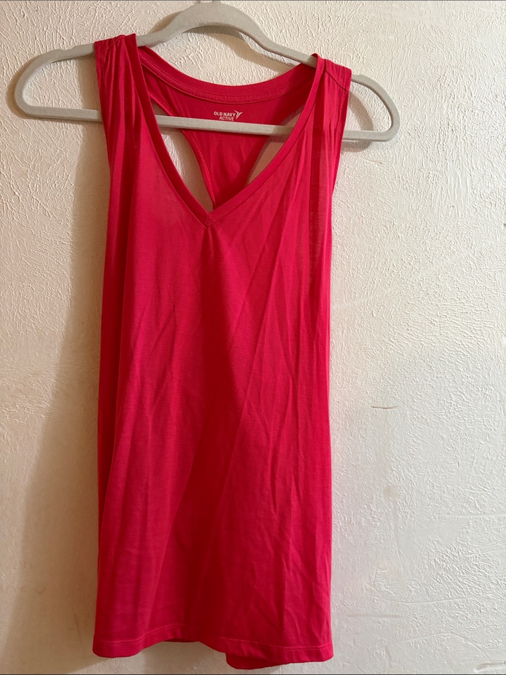 Old Navy Bright Pink V-Neck Sleeveless Tank Top